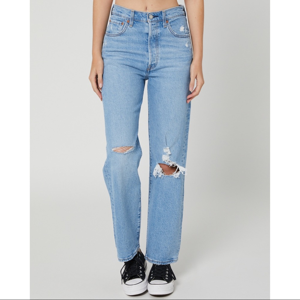 Levi’s Premium Ribcage Straight Ankle Distressed Jeans Jazz Time Medium Wash NEW